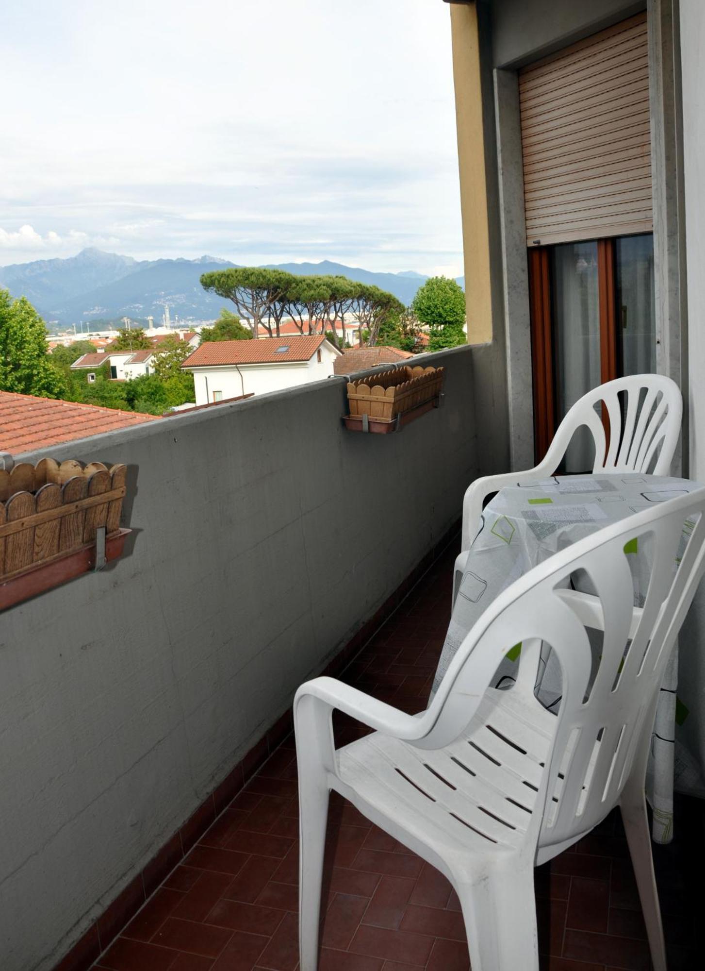 Miralmar Apartment Marina Di Carrara